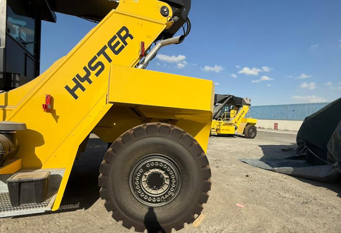 hyster RS45 reach stackers